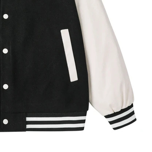 เสื้อแจ็คเก็ตเบสบอลแบบ Varsity Letterman คุณภาพสูงสั่งทำพิเศษสำหรับผู้ชาย ผลิตจากหนังแท้ ผ้าขนสัตว์ และผ้าแคนวาส 100% พร้อมตกแต่งด้วยงานปัก - Product Image 2