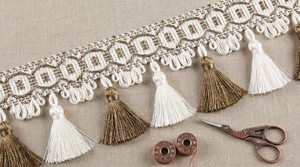 Tassel Fringe Decorative Trim With <b>Gold</b> <b>And</b> <b>White</b> Tassels Polyester Material - Product Image 6