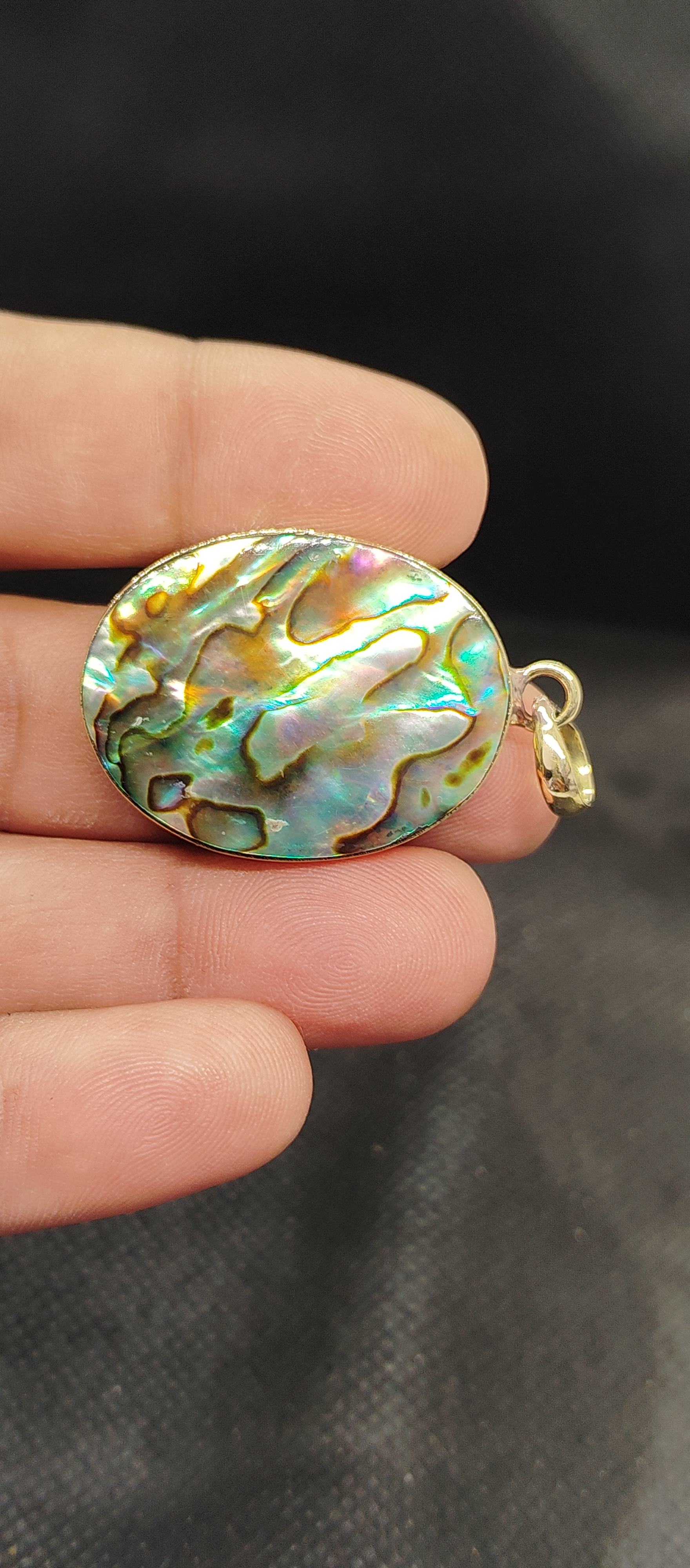 สีเขียว