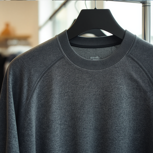 Haut de sport décontracté pour homme en polyester et élasthanne tricoté, extensible et respirant, idéal pour le fitness - Product Image 4