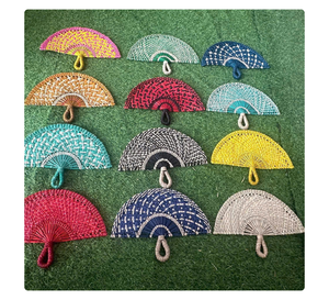 Elegante Abanico Boho de Hoja de Palma Tejido a Mano, Abanico de Hierba Marina Hecho a Mano para Decoración de Bodas y Eventos - Product Image 1