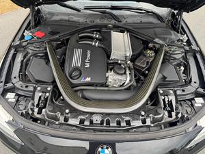 2017 B--M-W M-4 Coupé Paquete de Competición - Product Image 4