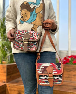 Nouveau modèle Tribal fait à la main en cuir véritable Kilim sac à bandoulière avec sangle réglable et multi-poches Boho ethnique femmes sac à bandoulière - Product Image 2