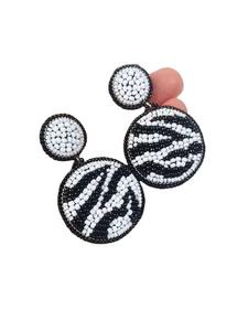 Boucles d'oreilles élégantes faites à la main, brodées et perlées pour femmes, en perles de verre, qualité supérieure, artisanat en cristal, meilleur prix disponible - Product Image 2