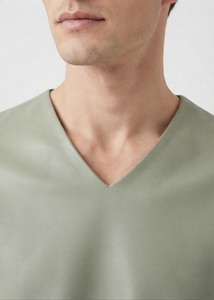 Plain Men's PU Leather Fashion <b>T</b> <b>Shirt</b> <b>V</b> <b>Neck</b> <b>Oversized</b> Short Sleeve Luxury Streetwear Apparel Custom Leather <b>T</b> <b>Shirt</b> - Product Image 3