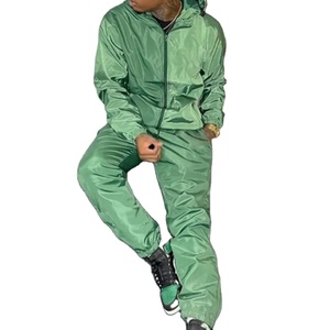 Survêtement d'extérieur en tissu original 100% avec logo personnalisé pour hommes Vente en gros pas cher Survêtements coupe-vent en nylon uni pour la gym - Product Image 3