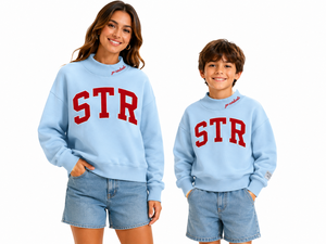 Sweat-shirt à capuche pour femme en molleton de coton 420g, col montant avec broderie de patch, personnalisable - Product Image 1