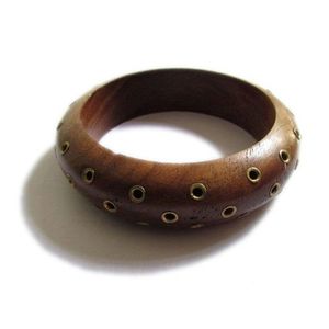 Ensemble de bracelets en bois traditionnels faits à la main pour femmes, accessoires de mode ethniques avec des éléments de bijouterie - Product Image 5