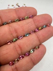 Lot de 5x3mm de tourmaline naturelle multicolore taille ovale 48 carats avec jeu de couleurs, provenance Mines Africaines, pour la fabrication de bijoux Zehra Gems Jewellery - Product Image 5