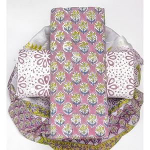 Tissu en coton imprimé de qualité supérieure, doux, léger et respirant, idéal pour la confection de Kurtis, de robes et de vêtements d'été. - Product Image 6