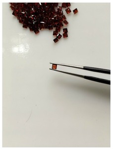 Gema Suelta de Granate Rojo Natural de Alta Calidad, Corte Cuadrado de 2.75MM, para Joyería Hecha a Mano, Anillos, Aretes y Colgantes - Product Image 4