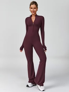 Elegante Mono Deportivo con Cierre para Entrenamiento y Rendimiento |   Tela Suave de Alta Elasticidad, Spandex-Poliéster - Product Image 4