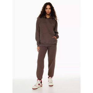 Fournisseur direct d'usine, survêtement personnalisé pour femmes, pull oversize respirant en coton, motif uni, survêtement d'hiver - Product Image 4