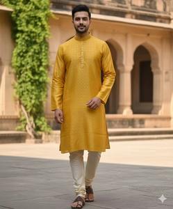 Oferta Especial en Elegante Conjunto de Kurta y Pijama para Hombre, Tejido Jacquard de Seda Artificial, Atuendo Étnico Tradicional Disponible al Mejor Precio - Product Image 4