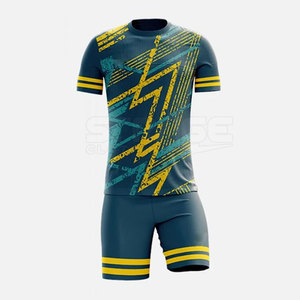 Uniforme de football en polyester léger, écologique et haute performance, tissu respirant, coupe confortable, impression par sublimation personnalisée - Product Image 2