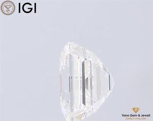Diamant de laboratoire CVD taille Asscher 2,50 carats couleur E pureté VVS2 avec certificat IGI pour une élégante bague solitaire - Product Image 3