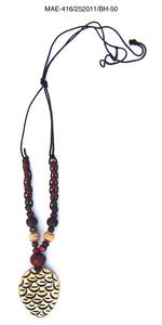 Collier Pendentif Cœur en Perles Osseuses, Chaîne Perlée, Bijou Religieux Chrétien de Prière, Cadeau Unisexe pour Fête et Mariage, Haute Qualité - Product Image 6