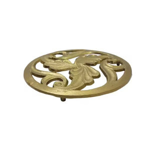 Elegante Salvamanteles Redondo de Metal con Diseño de Flores, Resistente al Calor, para Platos Calientes, Protector de Mesa de Cocina - Product Image 3