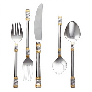 Ensemble de couverts réutilisables en acier inoxydable tendance Couverts en métal utiles avec couvercle pour la décoration de la salle à manger et de la table Ménage Essentiel - Product Image 6