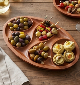 Plateau de service ovale en bois artisanal avec quatre compartiments, design minimaliste, finition polie, plateau en bois naturel - Product Image 3