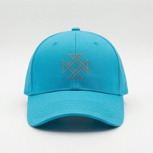 Casquette de baseball turquoise à 6 panneaux avec logo brodé géométrique, ajustée, unisexe, décontractée - Product Image 1
