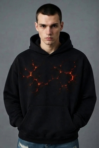 Sweat-shirt à capuche noir pour homme OEM ODM avec imprimé effet fissures de lave sur le devant, streetwear d'automne, fabrication sur mesure avec logo personnalisé - Product Image 3
