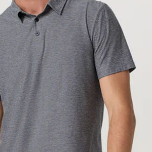 Camiseta Moderna con Logotipo para Hombre, Diseño con Cuello Plegable, Estilo Casual y Moderno para la Colección de Verano / Diseño de Color Sólido con Logotipo - Product Image 4