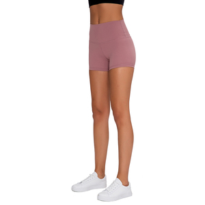 Shorts décontractés pour femmes à taille haute avec logo personnalisé, tissu doux et confortable pour un usage quotidien en été - Product Image 1