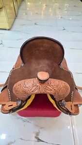 Silla de montar western de cuero genuino premium con diseño de rosas grabadas, asiento rígido de madera, adornos de cobre, portátil, para equitación y doma, personalizada - Product Image 4