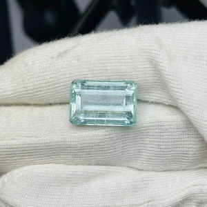 พลอยอะความารีนธรรมชาติทรงมรกต 19 กะรัต คุณภาพดีเยี่ยม พร้อมประกายเงางาม สีสวยงาม และการเจียระไนและการขัดเงาอย่างสมบูรณ์แบบ - Product Image 4