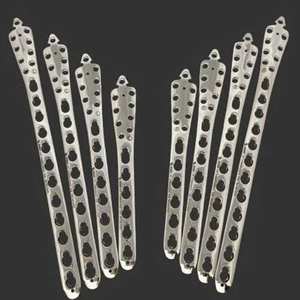 Juego de Placas Tibiales Distales Reutilizables para Perros, 3.5mm, L4 R4, 8 Piezas, Kit de Instrumentos Quirúrgicos Ortopédicos Veterinarios - Product Image 2