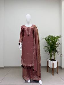 Premium Damen Leo Denting Dreiteiliges Palazzo-Anzug-Set mit Spiegelstickerei, Langem Oberteil und Knitterfreiem Passenden Palazzo-Hosen - Product Image 4