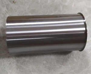 กระบอกสูบเครื่องยนต์ดีเซล OEM คุณภาพสูง รุ่น MK210 CM89 CM87 FE6 FE6T ขนาด 108 มม. สำหรับรถบรรทุกหนัก - Product Image 4