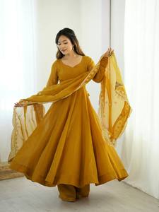 Sevimli Fandy İpek Anarkali Elbisesi, Dupatta ile Birlikte Ağır Fendy İpek Elbise ve Alt Kısı<span class=keywords><strong>m</strong></span> Fandy İpek İşlemeli Pullu Dupatta - Product Image 3