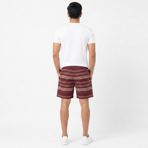Shorts modernes pour hommes, dotés d'un tissu doux, d'une construction respirante et d'une coupe flexible, pour un style de vie actif au quotidien. - Product Image 5
