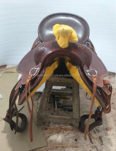 Selle Western en cuir de vache 100% la plus vendue Selle d'équitation de sentier de plaisance faite à la main en cuir véritable avec ensemble de punaises - Product Image 4