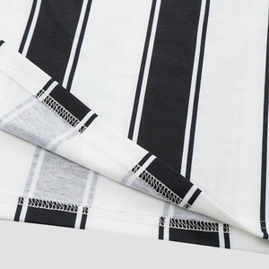T-shirt à manches courtes pour homme, col rond, motif rayé vertical noir et blanc, haut décontracté - Product Image 5