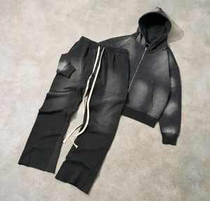 Chándal Personalizado para Hombre con Parches Desgastados |   Sudadera con Capucha y Cierre de Cordón con Efecto Ácido y Pantalones Deportivos Tipo Jogger |   Talla Grande, Estilo Casual, Color Sólido - Product Image 2