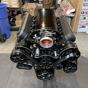 Moteur V8 LS 6.0L d'occasion à vendre, 390 CV, 410 lb-pi, compression testée, faible kilométrage, bloc complet, garantie, prêt à l'exportation - Product Image 1