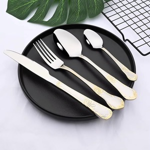 Ensemble de couverts en acier inoxydable de qualité supérieure - Écologique et durable, un essentiel pour les dîners et les réceptions - Product Image 3