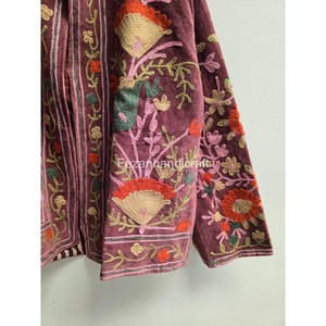 Blazer de Terciopelo con Bordado Floral a Mano para Mujer, Cuello Mao, Manga Larga, Estilo Otoñal - Product Image 5