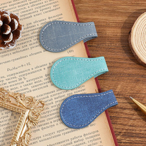 Premium Personalized luxury leather <b>bookmark</b> with maple leaf artwork for readers and professionals for sale in reasonable rate - Product Image 1