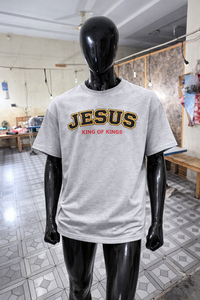 เสื้อยืดแฟชั่นฤดูร้อนสไตล์สตรีทแวร์ลำลอง ระบายอากาศได้ดี เป็นมิตรกับสิ่งแวดล้อม ผ้าฝ้าย 100% สีเทา ไซส์ใหญ่พิเศษ คุณภาพสูงสำหรับผู้ชาย - Product Image 3