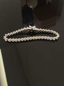 ICEWALD สร้อยข้อมือเพชรทรงกลมเจียระไนแบบบริลเลียนท์ 18K เพชรเลี้ยงในห้องปฏิบัติการ ดีไซน์หรูหรา น้ำหนัก 10 กรัม ใบรับรอง IGI สี D สำหรับทั้งชายและหญิง - Product Image 2