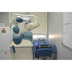 Sistema de restauración capilar ARTAS FP-40000 de Restoration Robotics, usado, con silla para paciente - Product Image 4