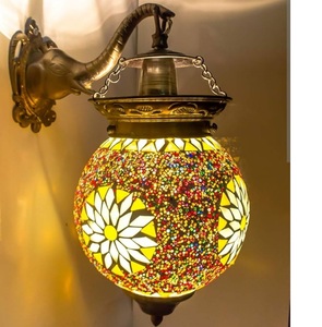 Lámpara de Mosaico de Metal y Vidrio con Acabado Antiguo Marroquí, Lámpara de Metal Delicada Hecha a Mano, Portátil, Decoración para el Hogar, Bodas, Navidad, DMO-002 - Product Image 1