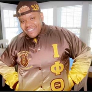 Blouson Bomber Iota Phi Theta dégradé marron-or, vêtement grec de fraternité, en satin, coupe élégante et de qualité supérieure - Product Image 5