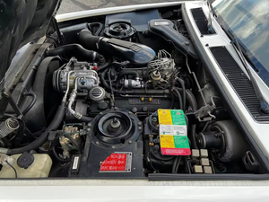 Oferta Caliente de Calidad: Rolls-Royce Silver Spur II 2024, Motor V8 de 6.75 Litros, Volante a la Izquierda, Asientos de Cuero, Techo Descapotable Tan, Vehículo Usado en Venta - Product Image 4