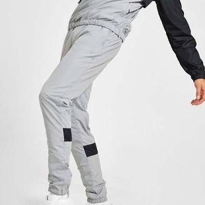 Conjuntos Deportivos para Hombre, Ropa Deportiva con Capucha, Chaqueta Cortavientos Sólida con Logotipo Personalizado, Chaqueta Cortavientos de Dos Piezas y Pantalones Jogger - Product Image 5