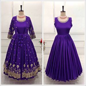 Vestido de noche morado de diseñador, vestido de fiesta, talla M con trabajo de secuencia de bordado elegante - Product Image 6